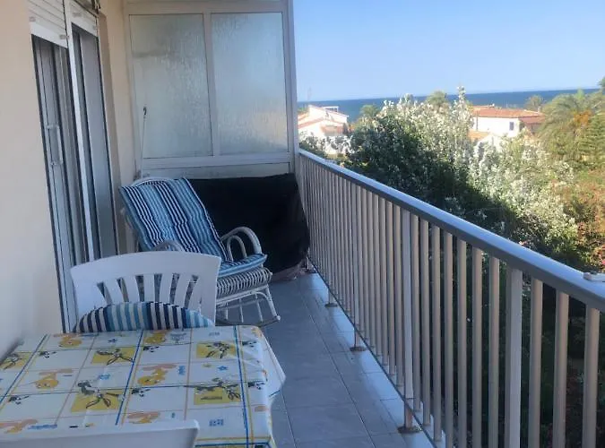 Primera Linea De Playa A 1km Del Puerto De Daire